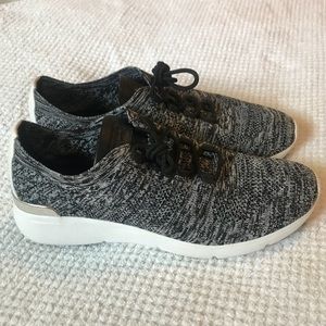 michael kors skyler knit trainer
